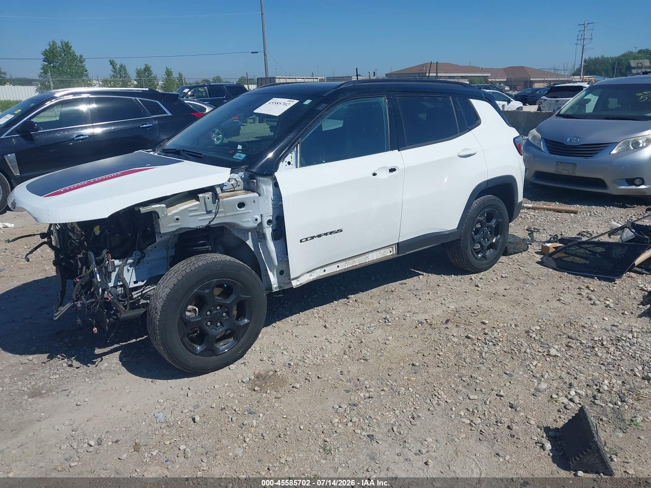 2024 JEEP COMPASS TRAILHAWK 4X4 · 2/11