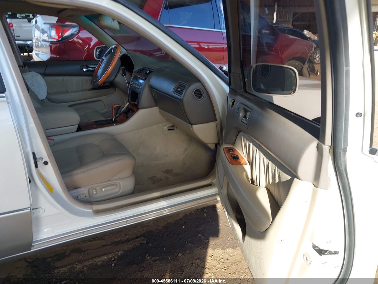 1999 LEXUS LS 400 · 5/11