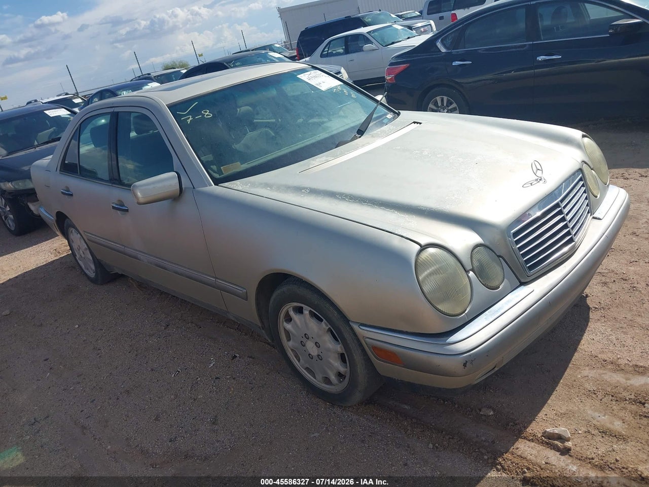 WDBJF55F3VA****** · 1997 MERCEDES-BENZ E 320