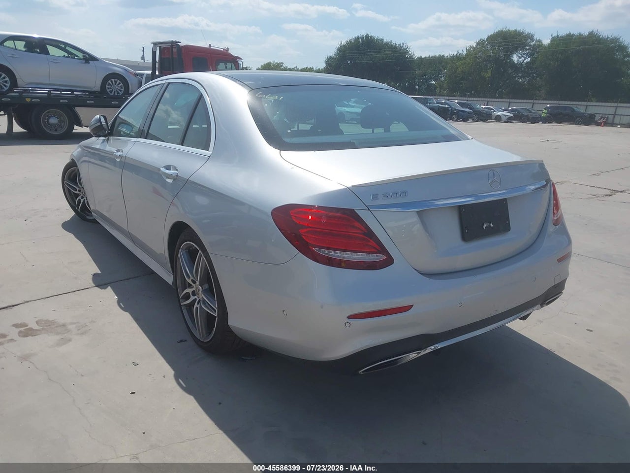 2019 MERCEDES-BENZ E 300   · 3/11