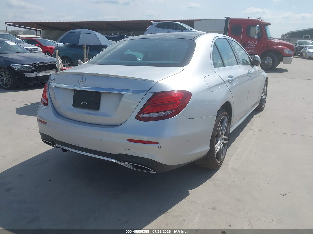 2019 MERCEDES-BENZ E 300   · 4/11