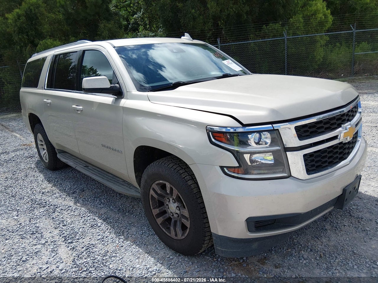 1GNSCHKC5GR****** · 2016 CHEVROLET SUBURBAN LT
