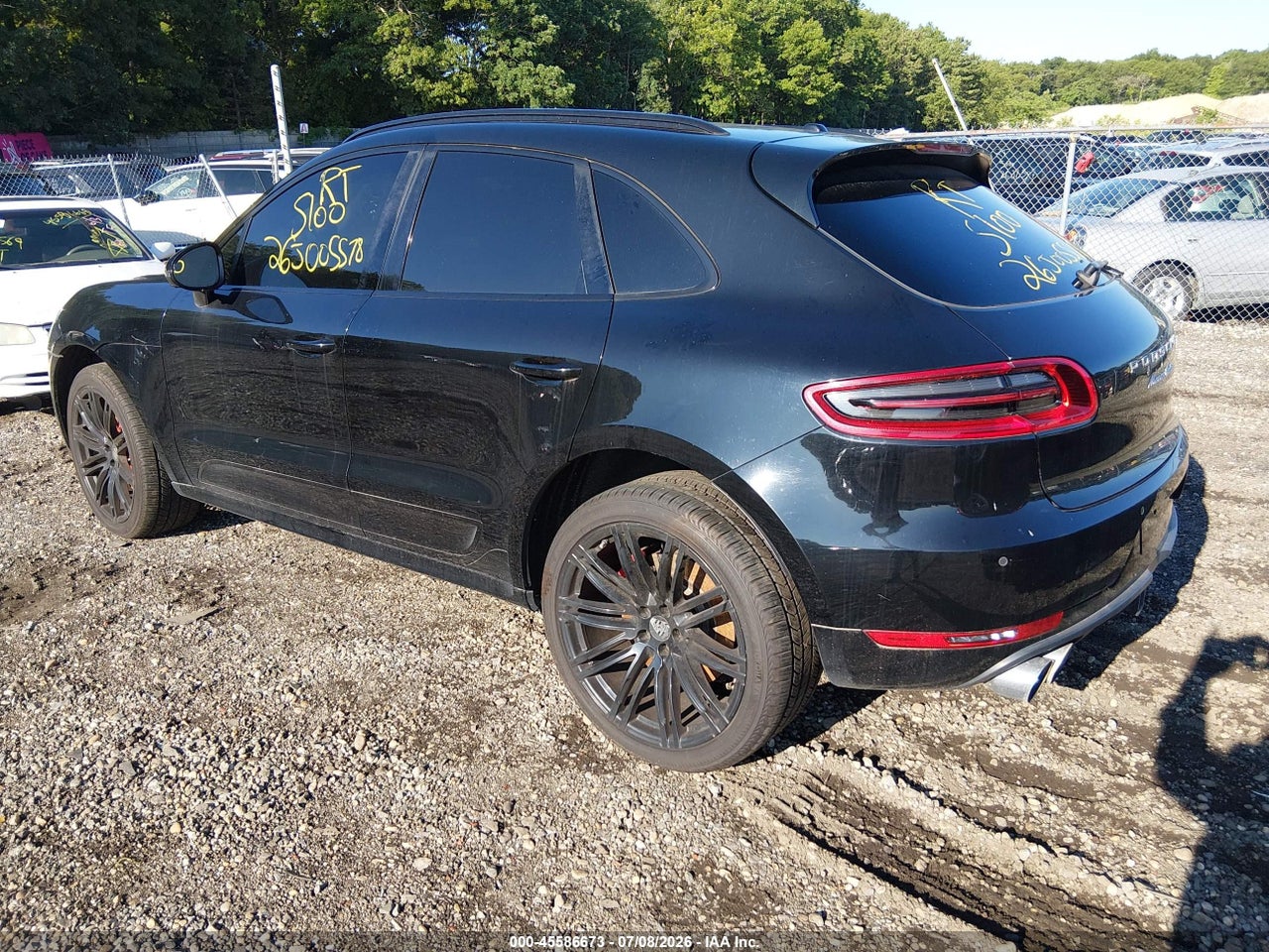 2017 PORSCHE MACAN TURBO · 3/10