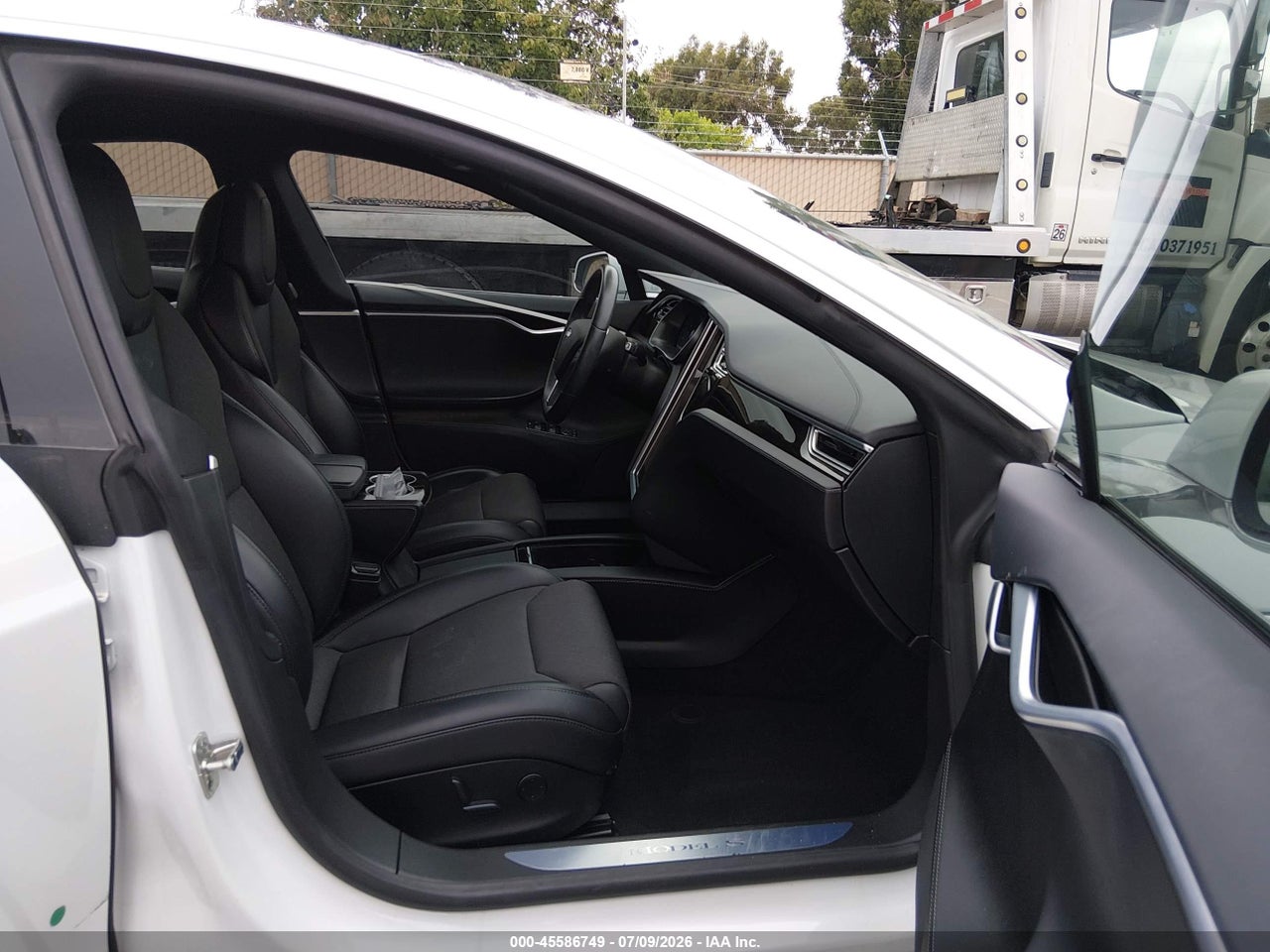 2017 TESLA MODEL S 60/75 · 5/10