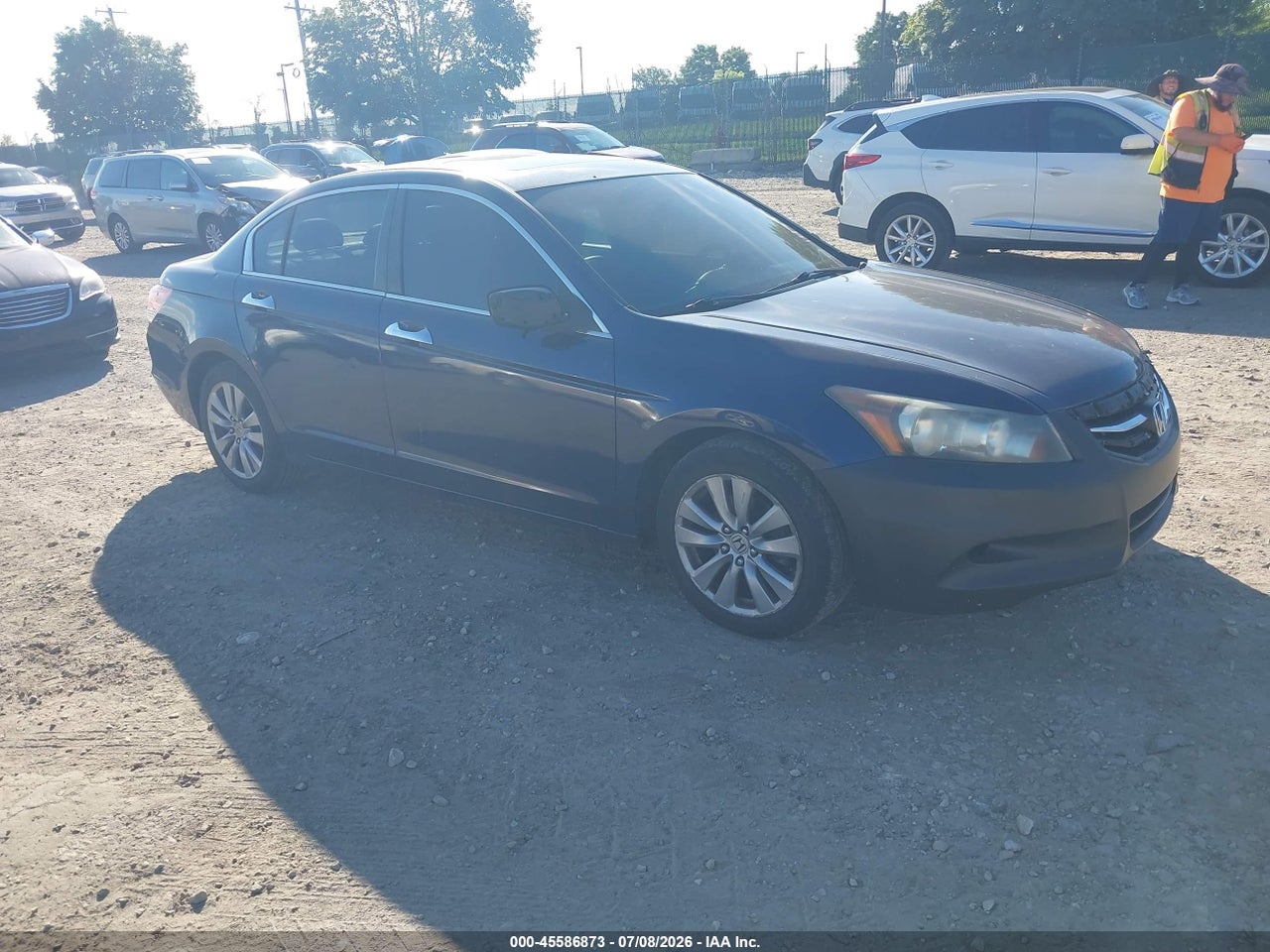 1HGCP3F83BA****** · 2011 HONDA ACCORD 3.5 EX-L