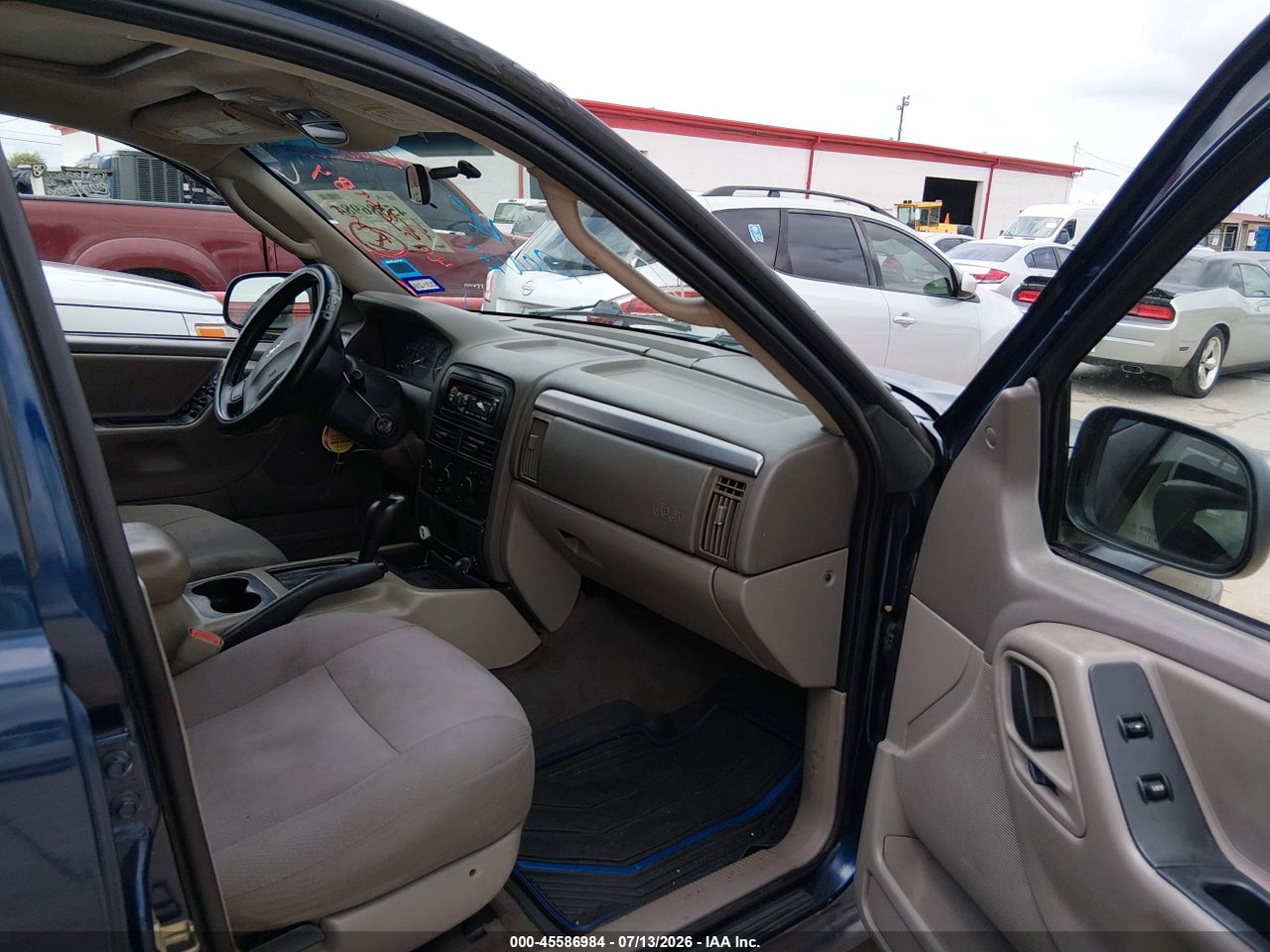 2003 JEEP GRAND CHEROKEE LAREDO · 5/11