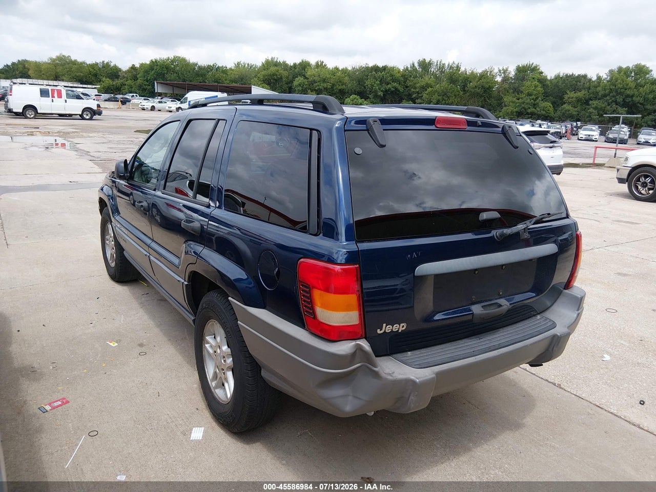 2003 JEEP GRAND CHEROKEE LAREDO · 3/11