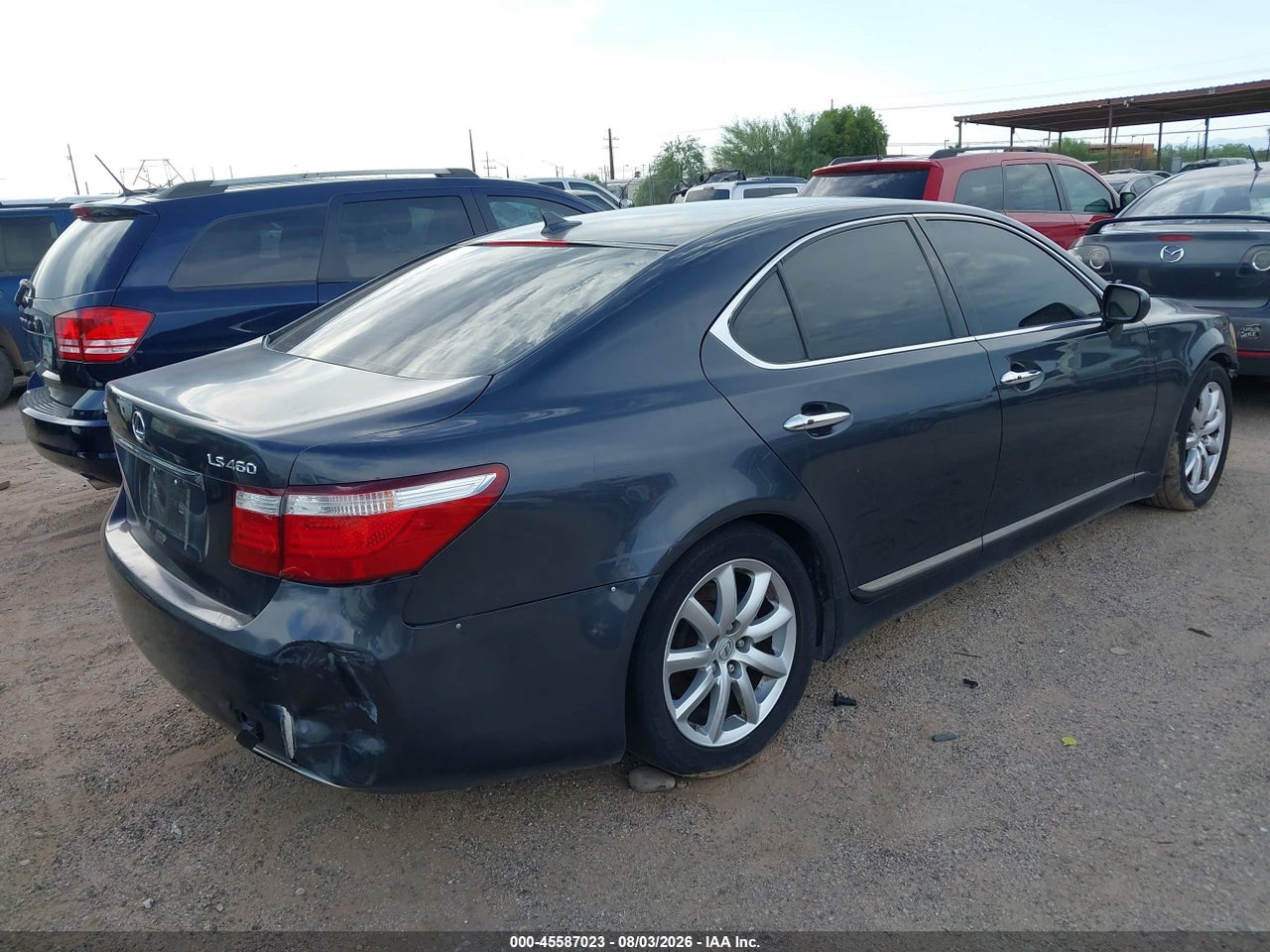 2008 LEXUS LS 460   · 4/11