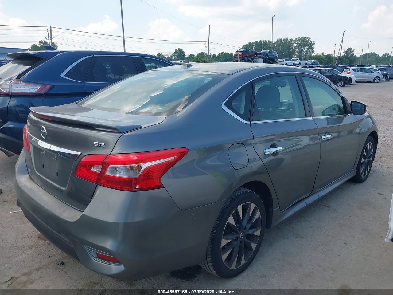 2017 NISSAN SENTRA SR · 4/11