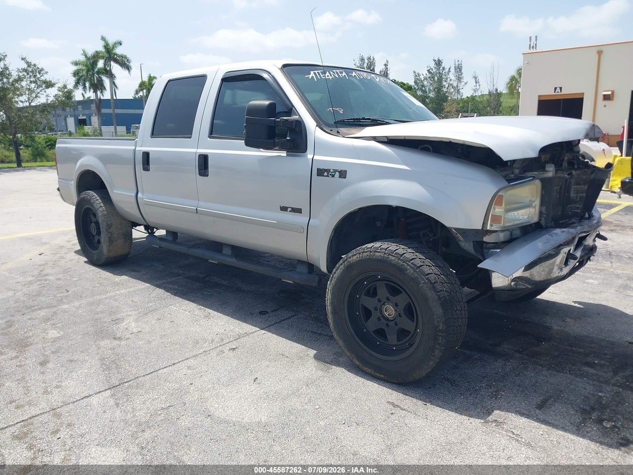 1FTSW21P56E****** · 2006 FORD F-250 LARIAT/XL/XLT