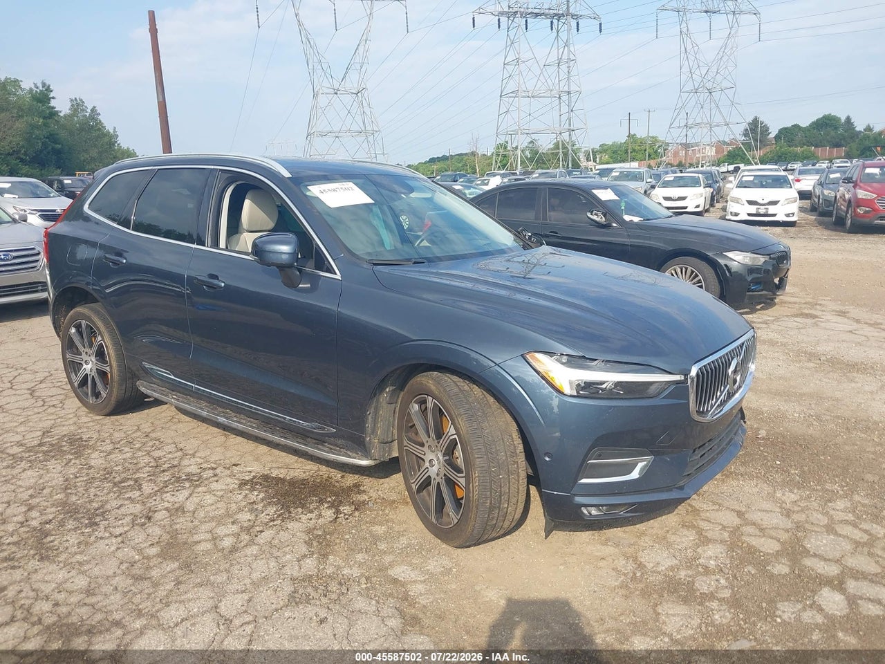 YV4A22RL2M1****** · 2021 VOLVO XC60 T6 INSCRIPTION