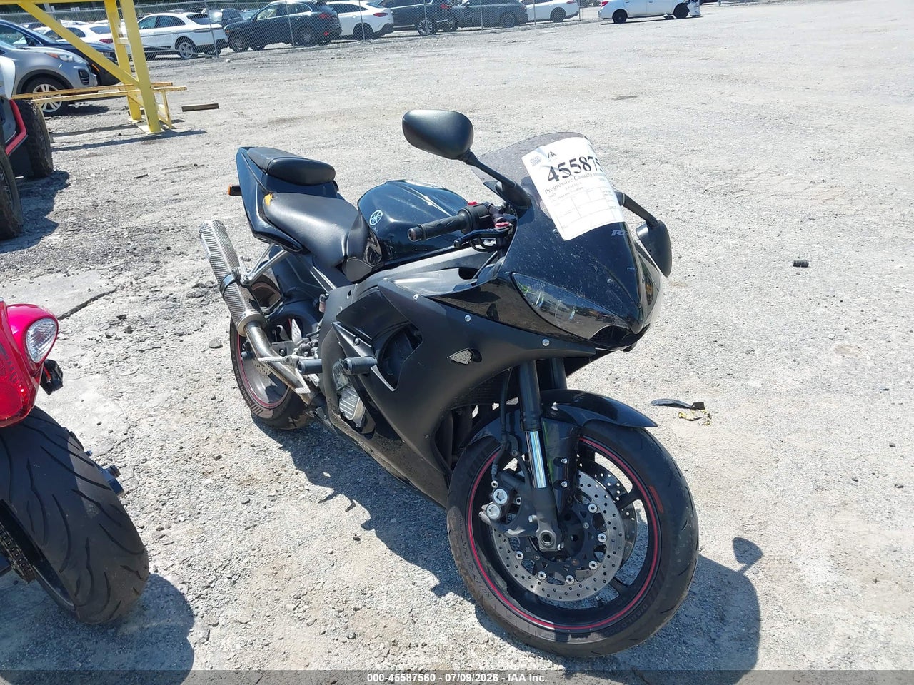 JYARJ06E35A****** · 2005 YAMAHA YZFR6 L