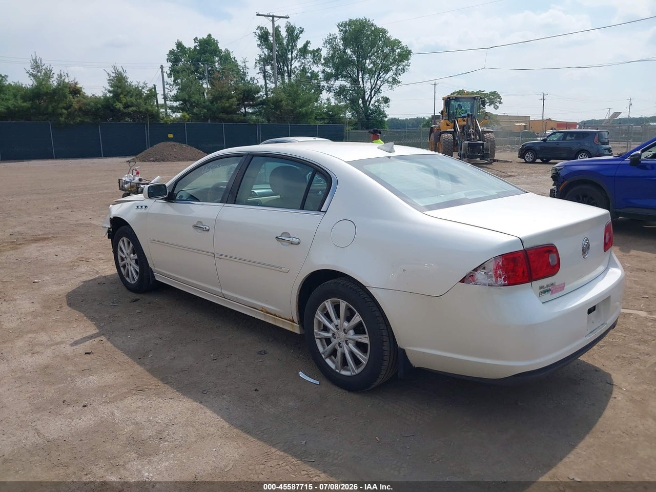 2011 BUICK LUCERNE CX · 3/11