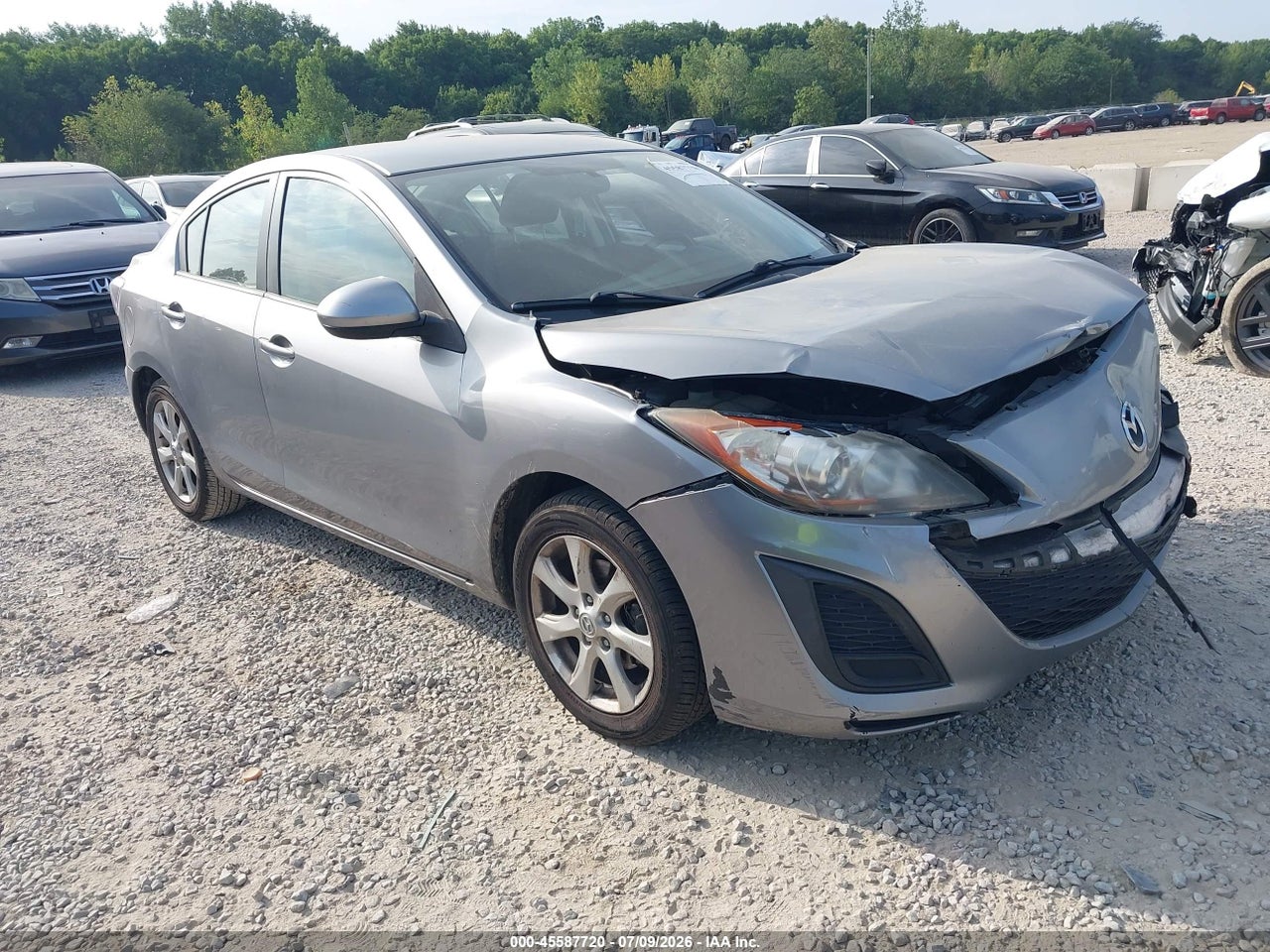 JM1BL1VF7B1****** · 2011 MAZDA MAZDA3 I TOURING