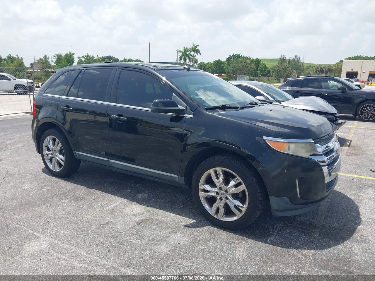 2FMDK3KCXBB****** · 2011 FORD EDGE LIMITED