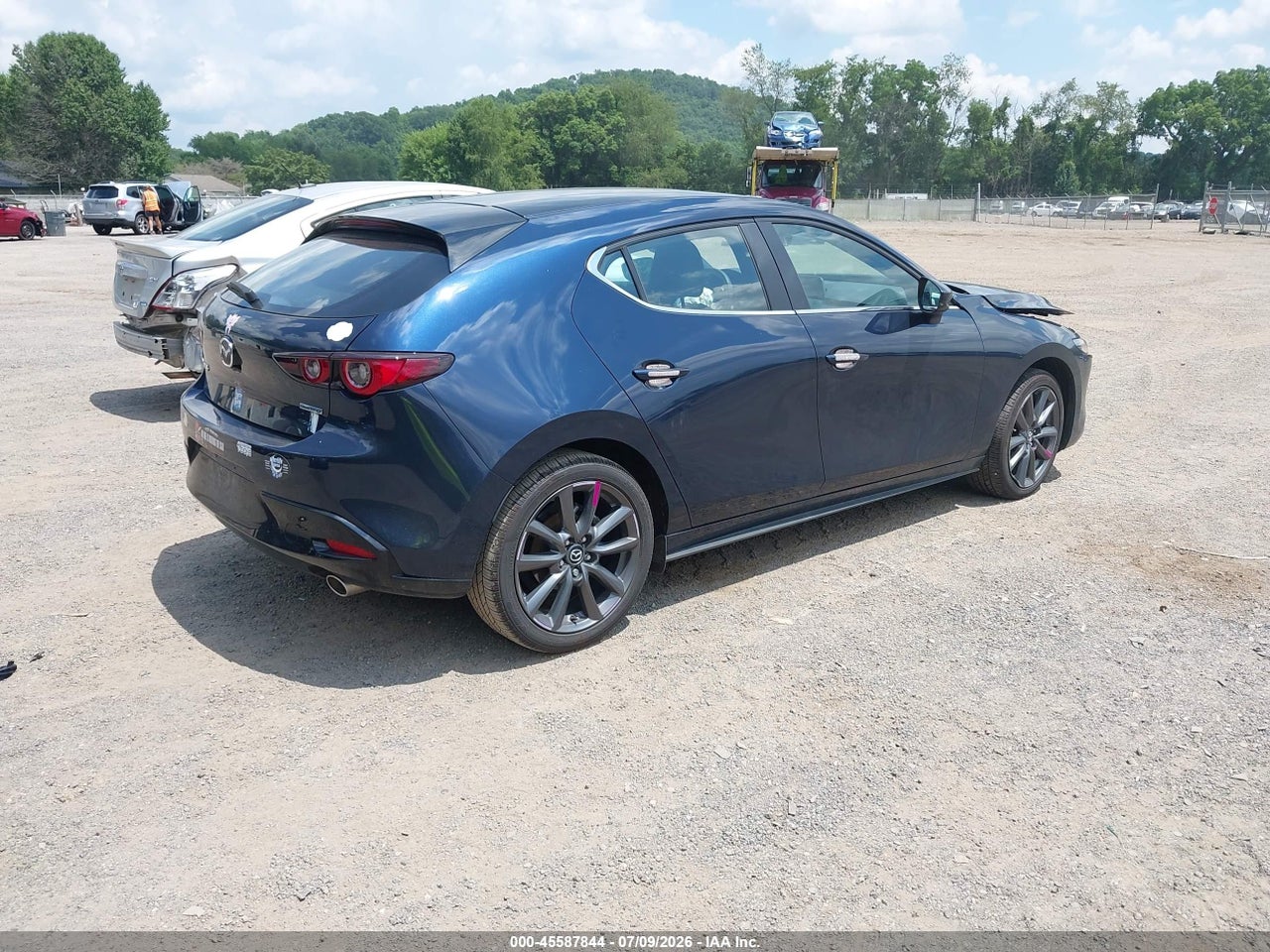 2025 MAZDA MAZDA3 2.5 S PREFERRED · 4/11
