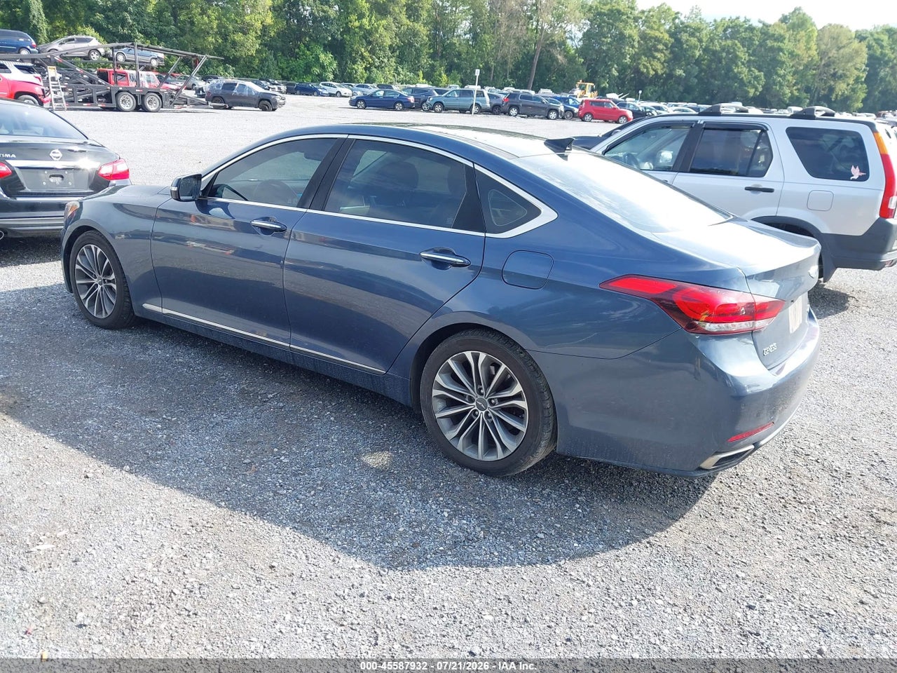 2016 HYUNDAI GENESIS 3.8 · 3/11
