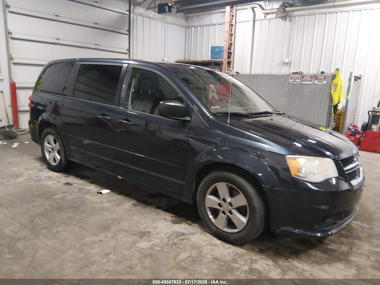 2C4RDGBG7ER****** · 2014 DODGE GRAND CARAVAN SE