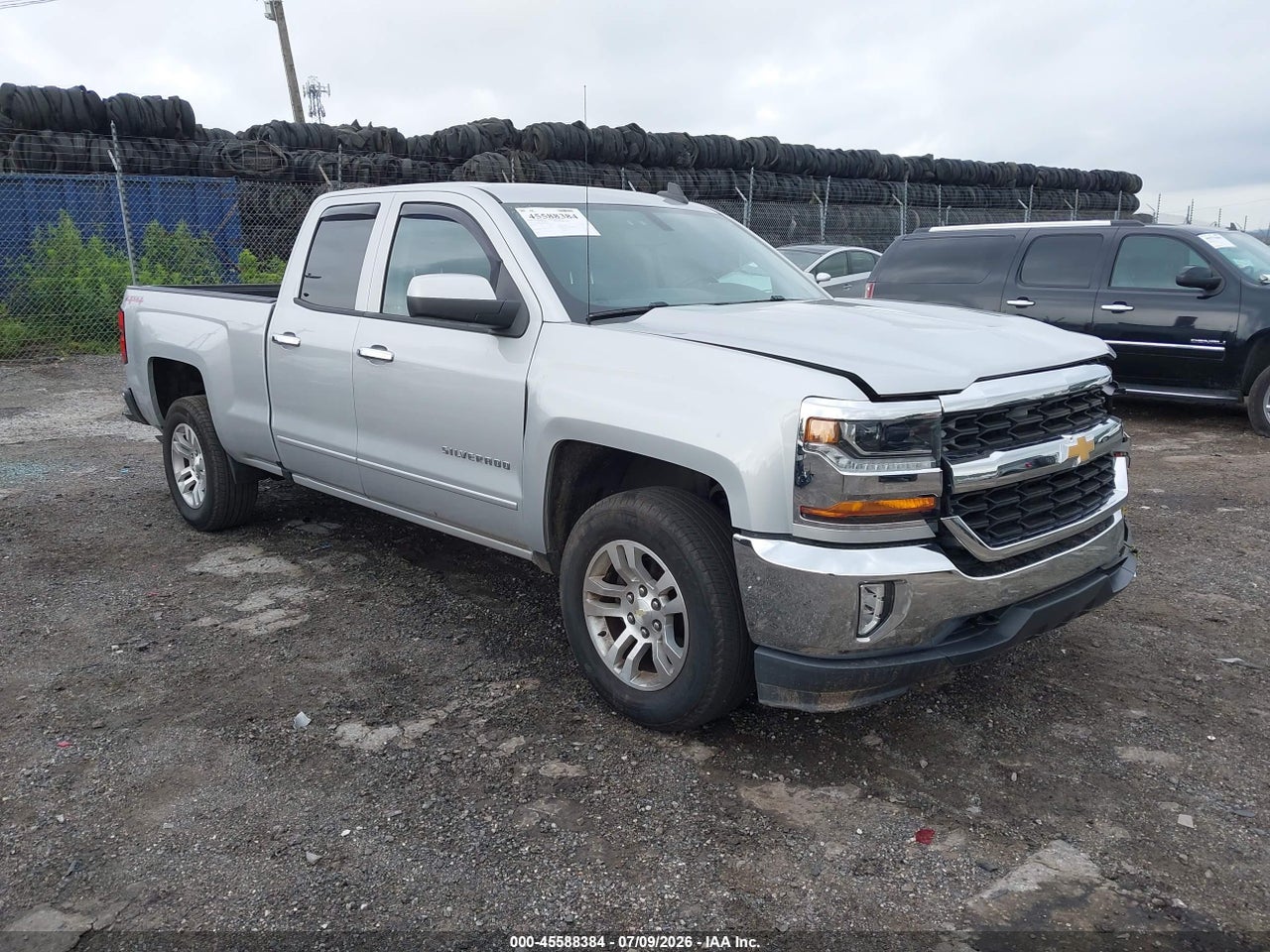 1GCVKREC2HZ****** · 2017 CHEVROLET SILVERADO 1500 LT