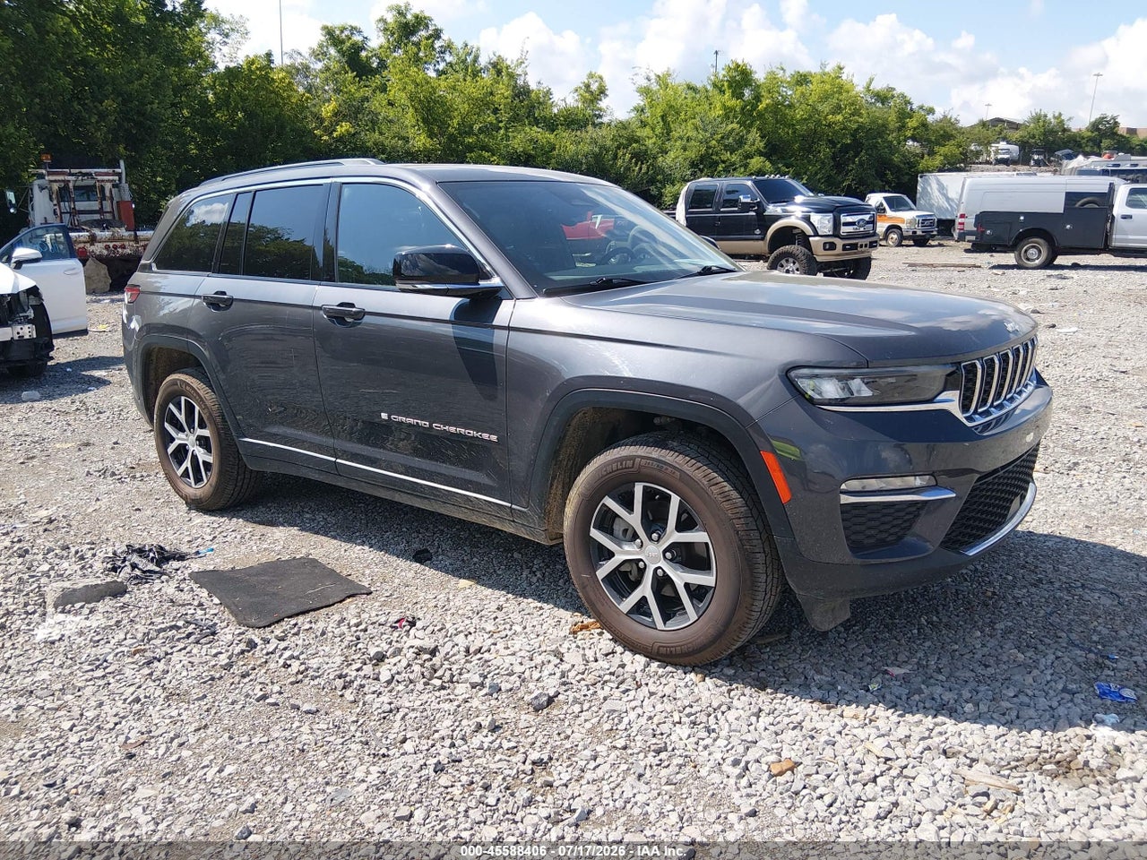 1C4RJGBG0R8****** · 2024 JEEP GRAND CHEROKEE LIMITED 4X2