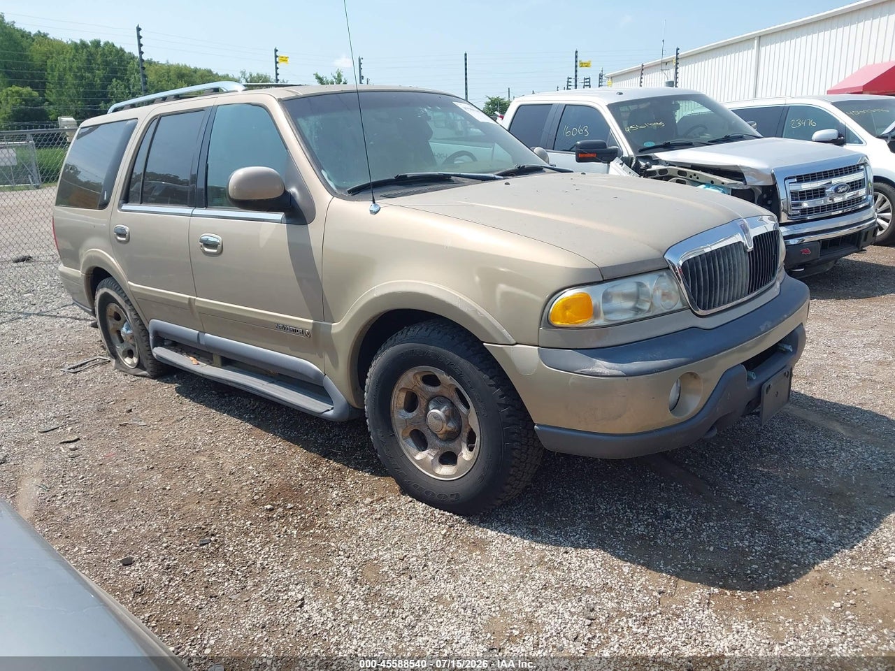5LMPU28L9WL****** · 1998 LINCOLN NAVIGATOR