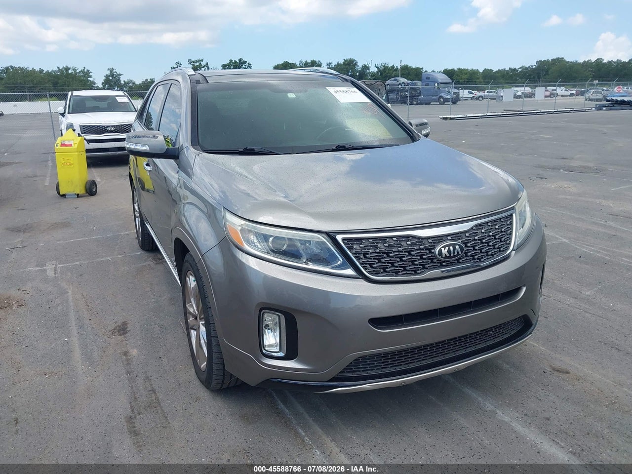 5XYKWDA77FG****** · 2015 KIA SORENTO LIMITED V6