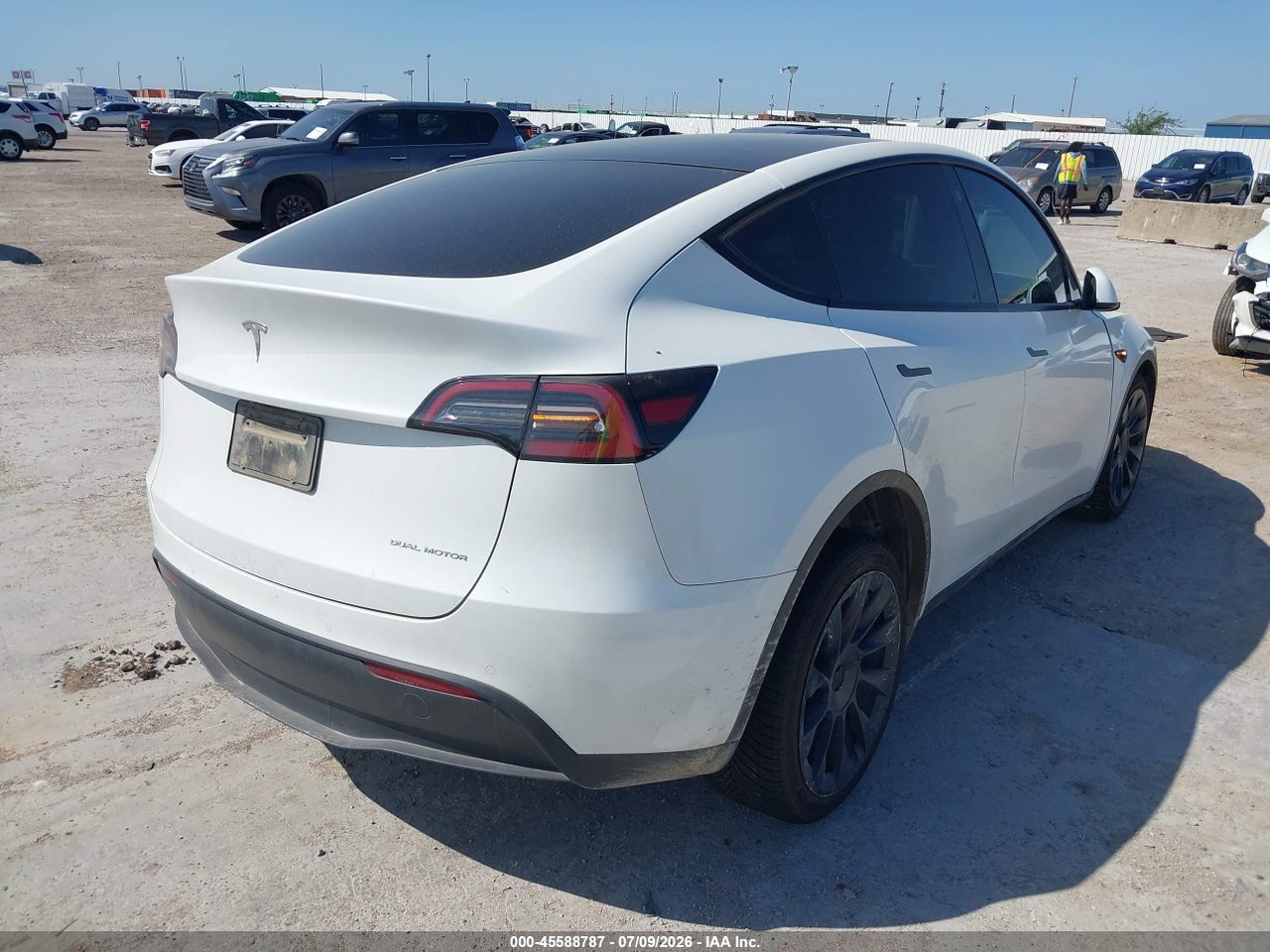 2021 TESLA MODEL Y LONG RANGE DUAL MOTOR ALL-WHEEL DRIVE · 4/11
