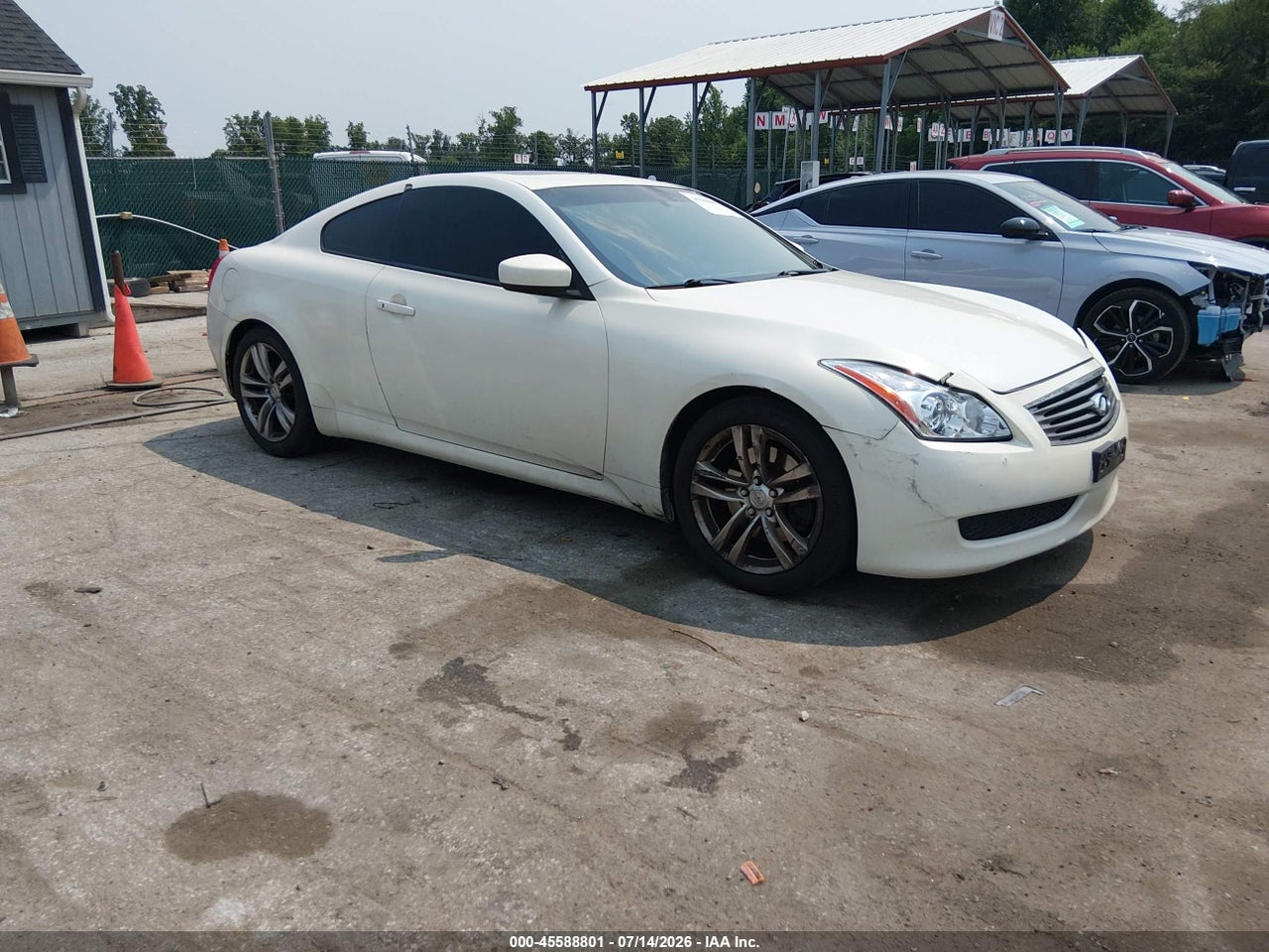 JNKCV64E68M****** · 2008 INFINITI G37 JOURNEY