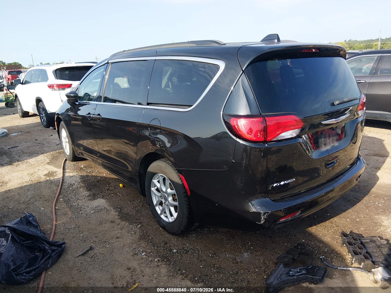 2020 CHRYSLER VOYAGER LXI · 3/11