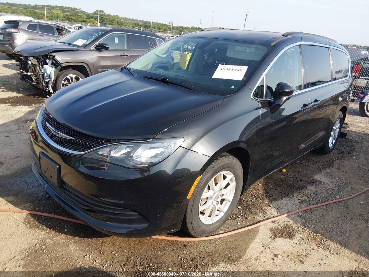 2020 CHRYSLER VOYAGER LXI · 2/11