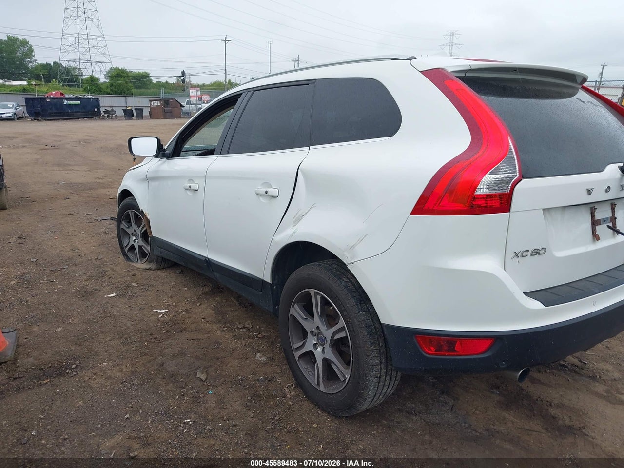 2012 VOLVO XC60 T6 R-DESIGN · 3/4
