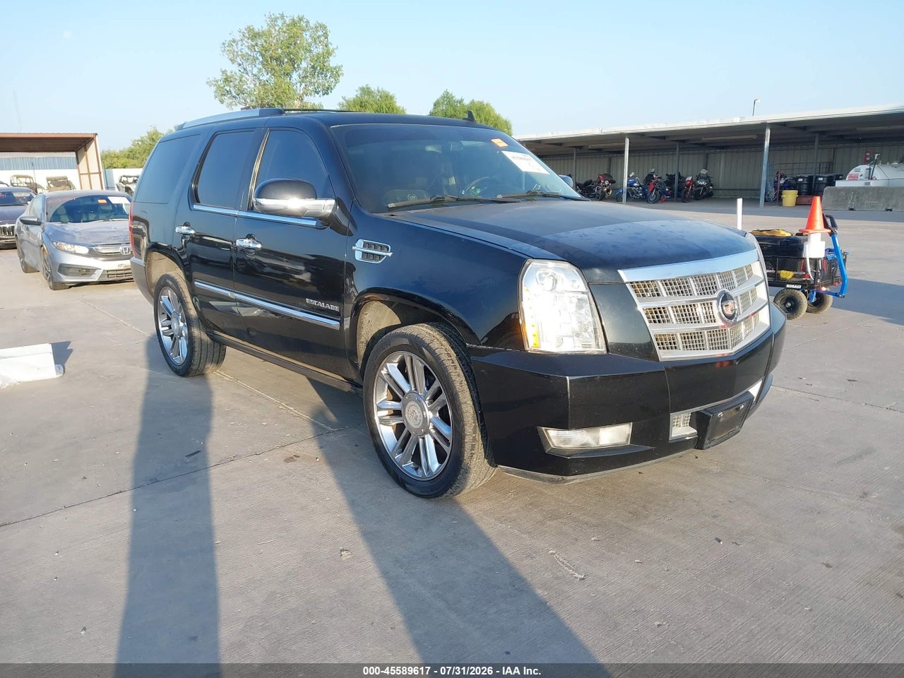 1GYS3DEF0DR****** · 2013 CADILLAC ESCALADE PLATINUM EDITION