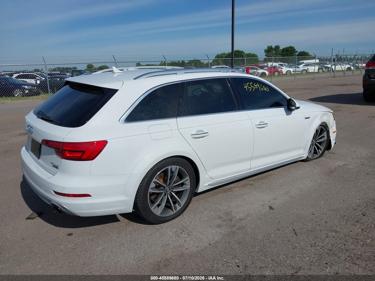 2017 AUDI ALLROAD PREMIUM PLUS · 4/11