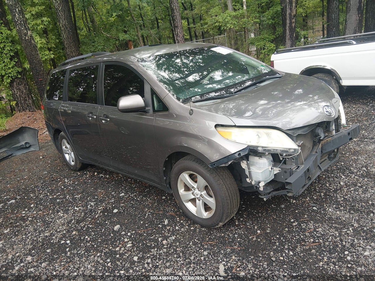 5TDKK3DC7CS****** · 2012 TOYOTA SIENNA LE V6 8 PASSENGER
