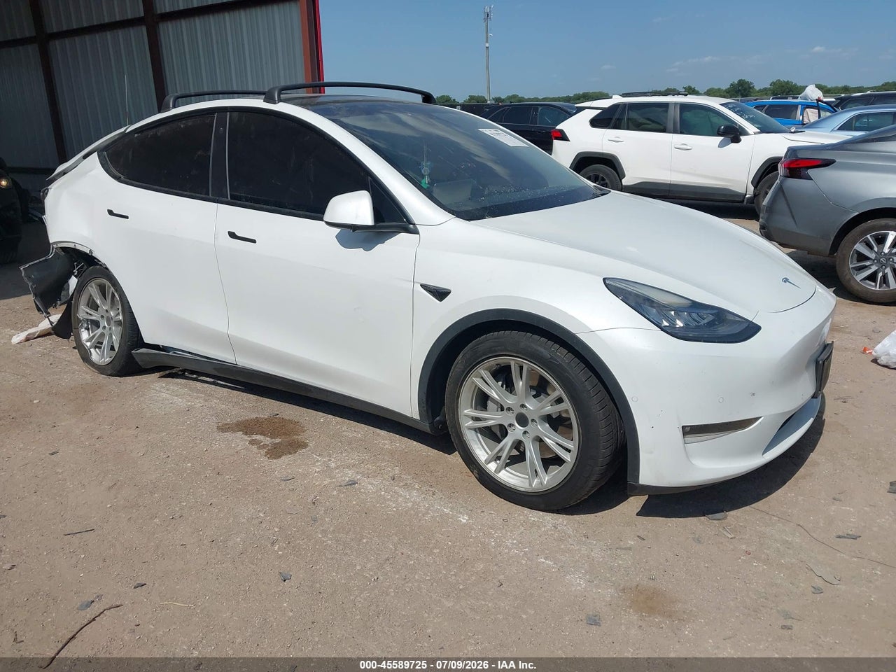 7SAYGDEE1NF****** · 2022 TESLA MODEL Y LONG RANGE DUAL MOTOR ALL-WHEEL DRIVE