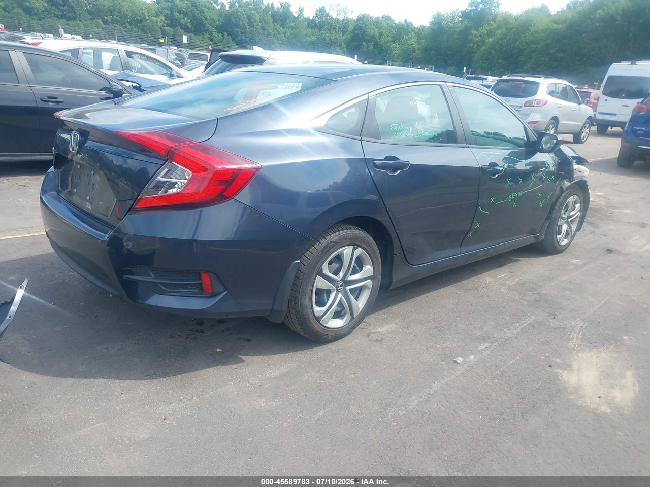 2016 HONDA CIVIC LX · 4/11
