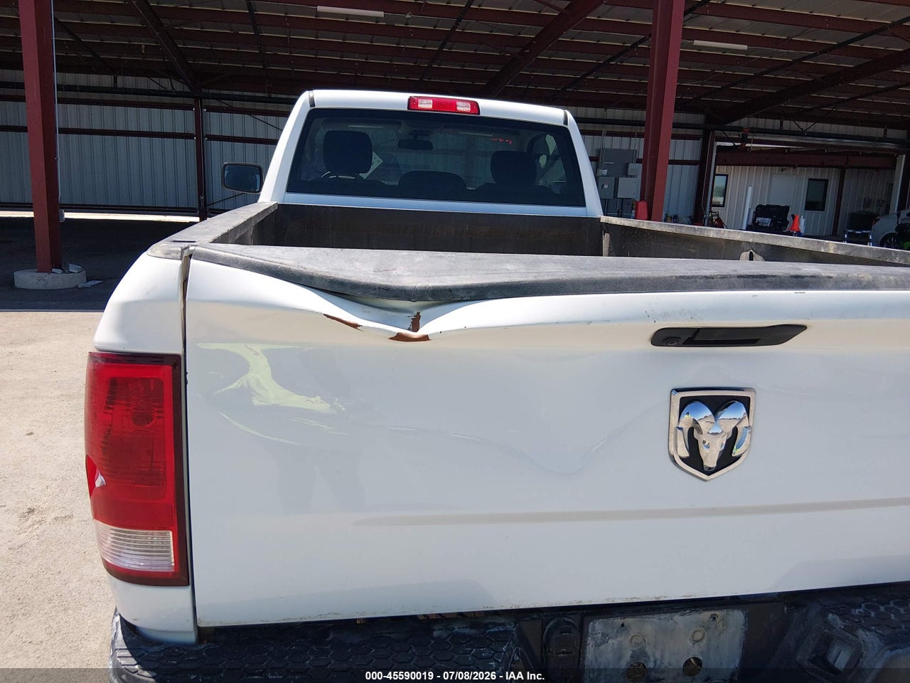 2019 RAM 1500 CLASSIC TRADESMAN  4X4 8' BOX · 6/11