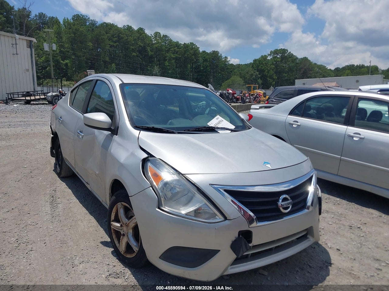 3N1CN7AP6FL****** · 2015 NISSAN VERSA 1.6 SV