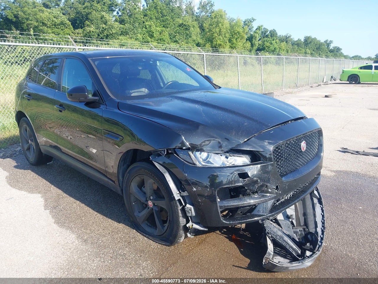 SADCJ2FX9LA****** · 2020 JAGUAR F-PACE PREMIUM P250 AWD AUTOMATIC