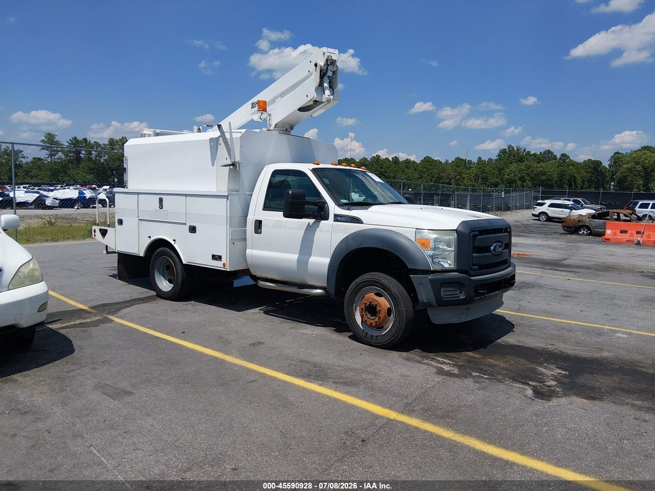 1FDUF5GY9DE****** · 2013 FORD F-550 CHASSIS XL