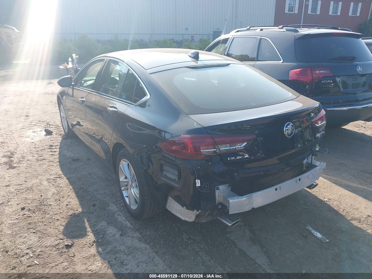 W04GL6SX9J1****** · 2018 BUICK REGAL SPORTBACK PREFERRED · 3/11