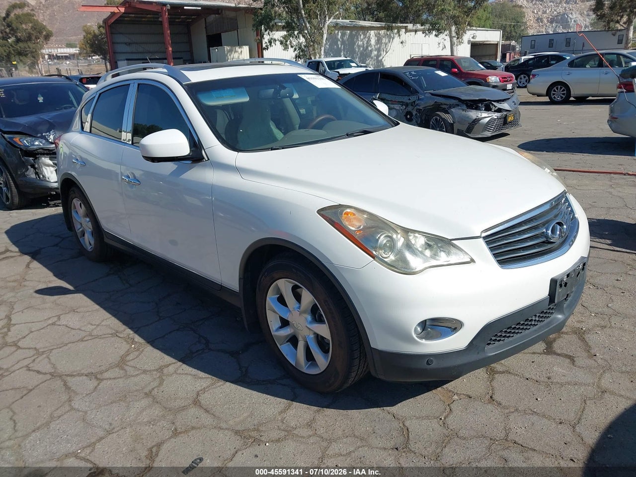 JN1AJ0HR0AM****** · 2010 INFINITI EX35 JOURNEY