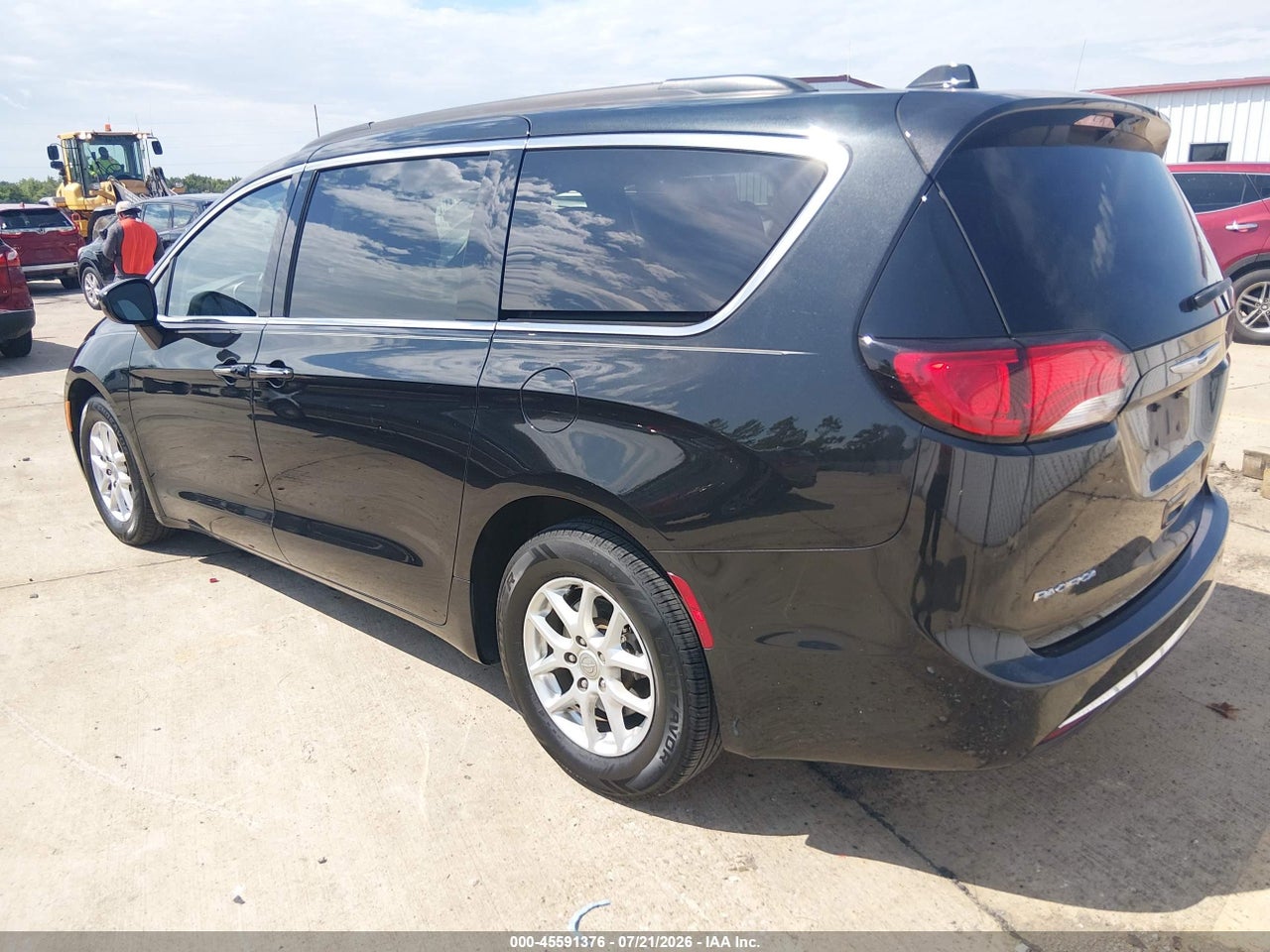 2017 CHRYSLER PACIFICA TOURING PLUS · 3/11