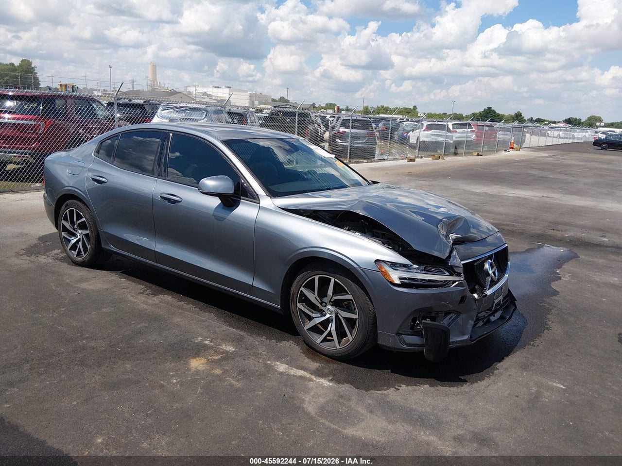 7JR102FK9LG****** · 2020 VOLVO S60 T5 MOMENTUM