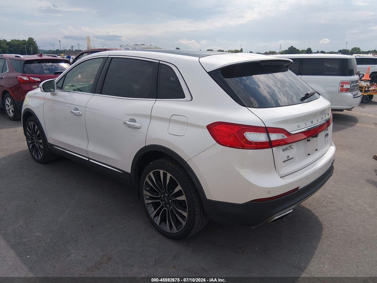 2016 LINCOLN MKX RESERVE · 3/11