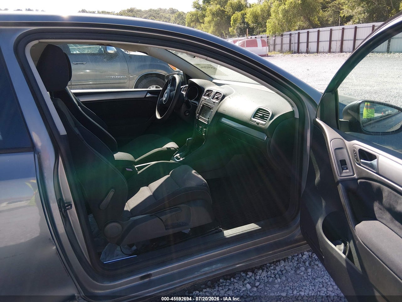 2012 VOLKSWAGEN GOLF 2.5L 2-DOOR · 5/11