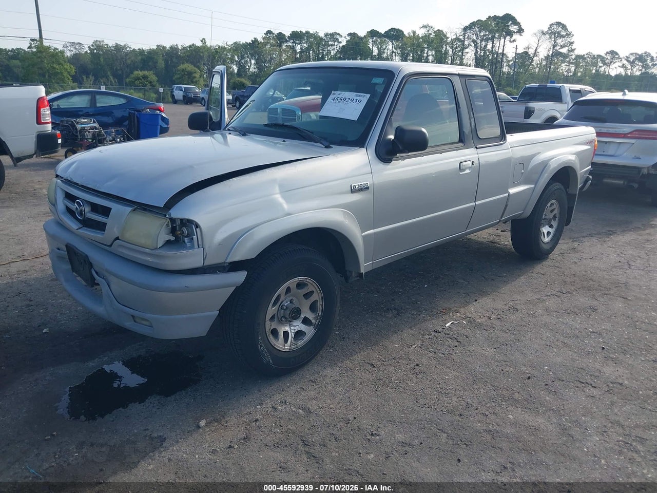2002 MAZDA B3000 DS · 2/11