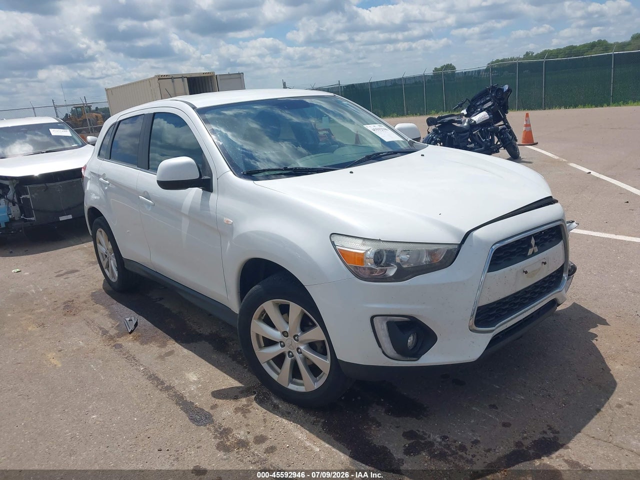 4A4AR4AU4FE****** · 2015 MITSUBISHI OUTLANDER SPORT SE