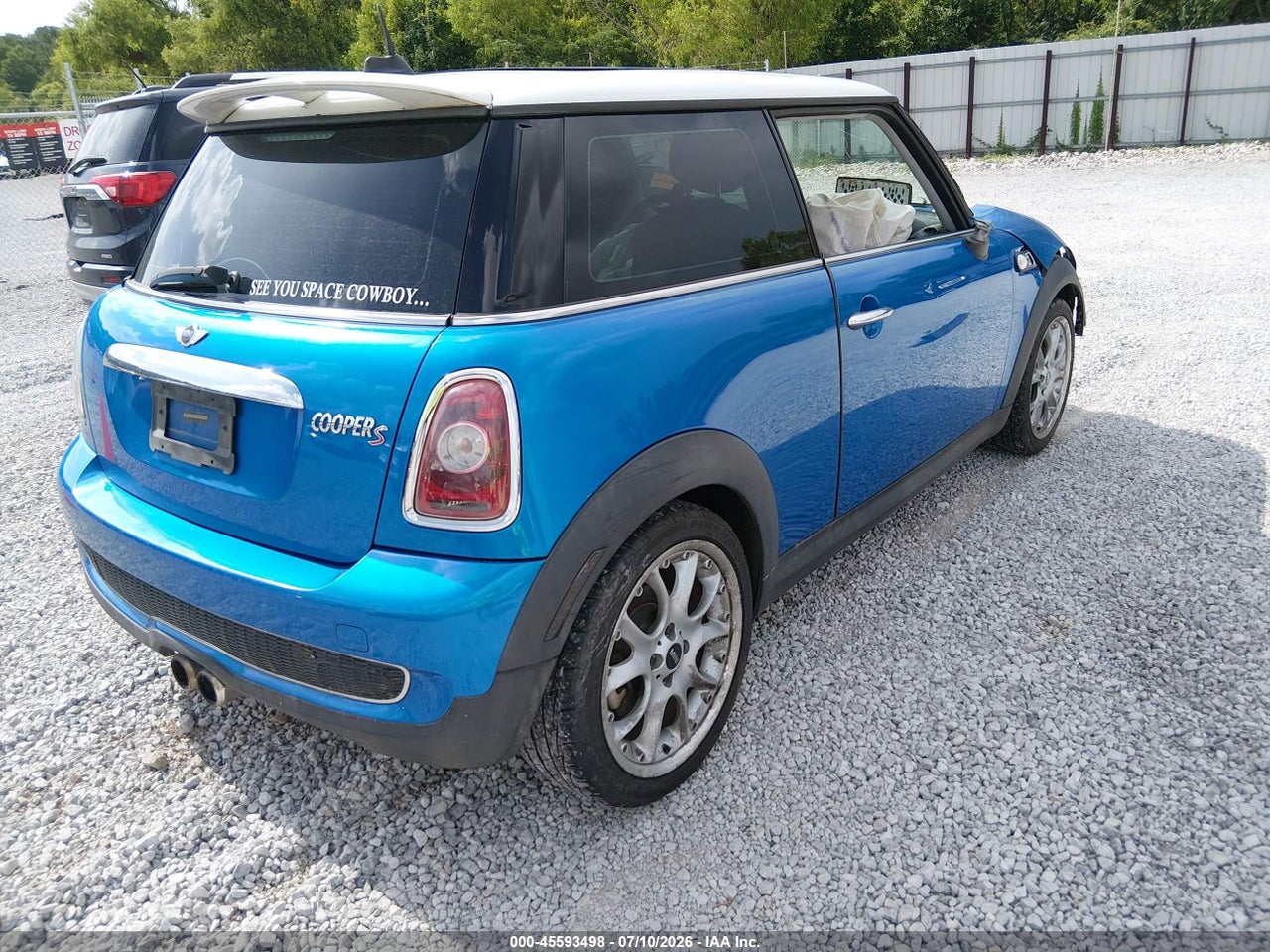 2010 MINI COOPER S   · 4/10