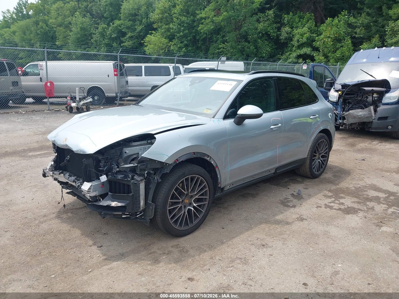 WP1AA2AY3LD****** · 2020 PORSCHE CAYENNE   · 2/11